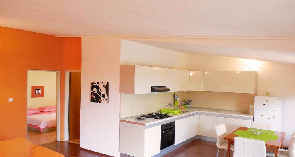 Orange Bamboo Suite スプリト エクステリア 写真